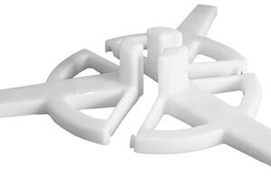 TREPIED CHANDEL.PLAST.3PCS BLC